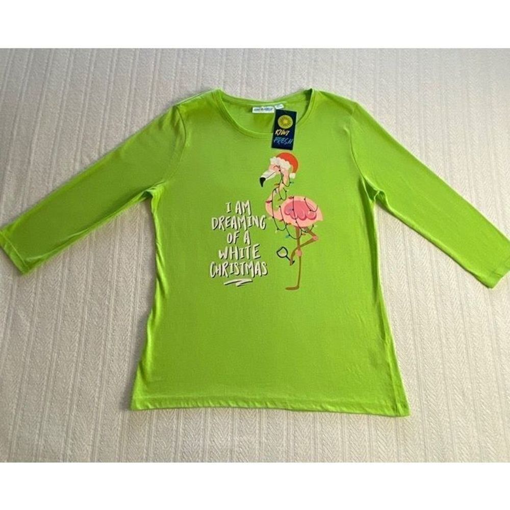 KIWI FRESH WOMEN’S PETITE SMALL “I am Dreaming of A White Christmas” Top